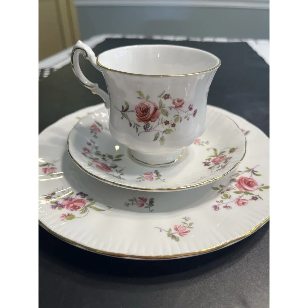 3pc Paragon Her Majesty Queen “Fragrance” Floral Tea Cup Saucer Luncheon Plate